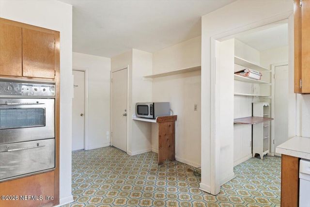 3866 SAN BERNADO Drive, Jacksonville, FL 32217