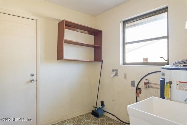 3866 SAN BERNADO Drive, Jacksonville, FL 32217