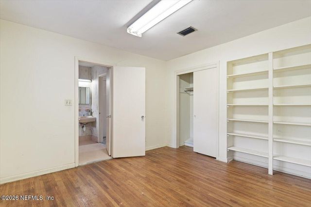 3866 SAN BERNADO Drive, Jacksonville, FL 32217