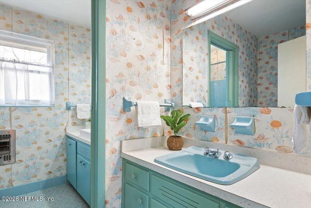 3866 SAN BERNADO Drive, Jacksonville, FL 32217