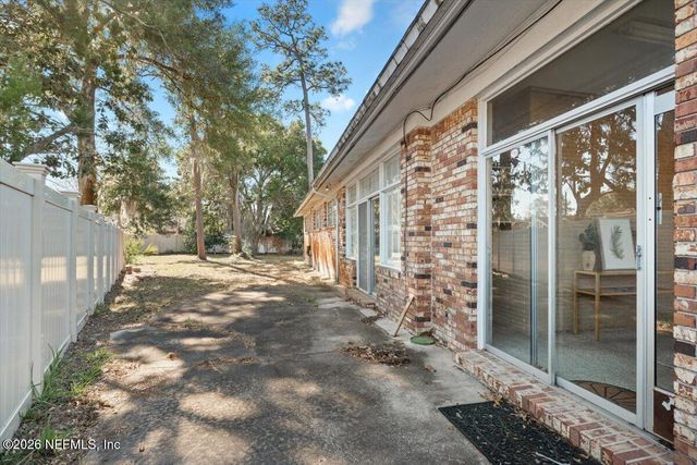 3866 SAN BERNADO Drive, Jacksonville, FL 32217