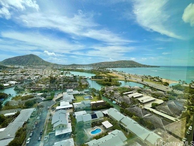 250 Kawaihae Street 17D, Honolulu, HI 96825
