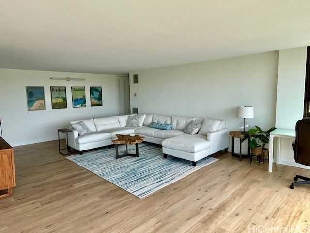 250 Kawaihae Street 17D, Honolulu, HI 96825