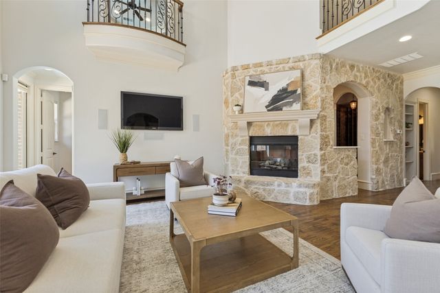 6729 Kenwood Avenue, Dallas, TX 75214