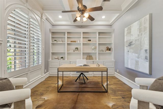 6729 Kenwood Avenue, Dallas, TX 75214