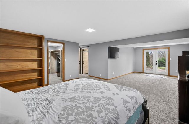 2103 NE 85th Road, St Joseph, MO 64507