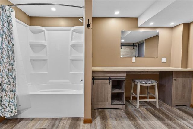 2103 NE 85th Road, St Joseph, MO 64507