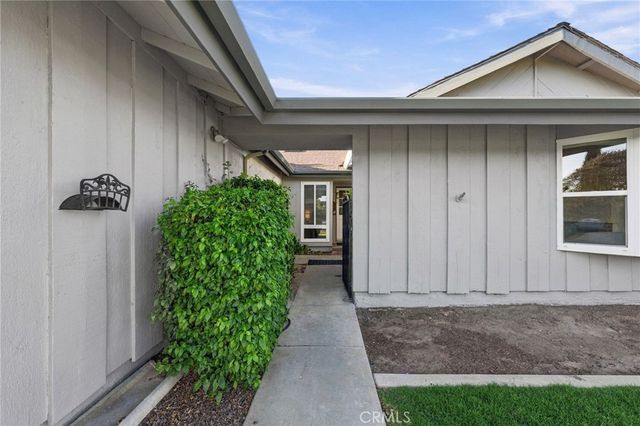 970 Cheyenne, Costa Mesa, CA 92626