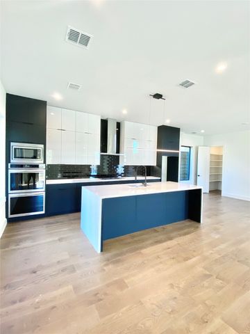 4260 Rosewood Avenue, Dallas, TX 75219