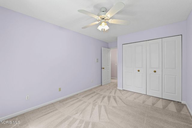 6545 Carrietowne Lane, Toledo, OH 43615