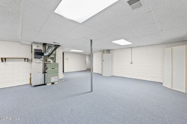 6545 Carrietowne Lane, Toledo, OH 43615