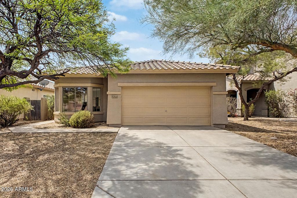 40832 N HEARST Drive, Anthem, AZ 85086 — exterior