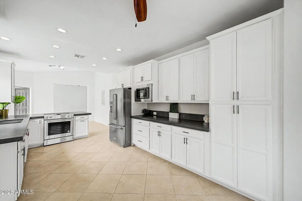 40832 N HEARST Drive, Anthem, AZ 85086 — photo 2