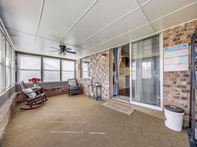 1019 S Valentine Drive, Sherman, TX 75090