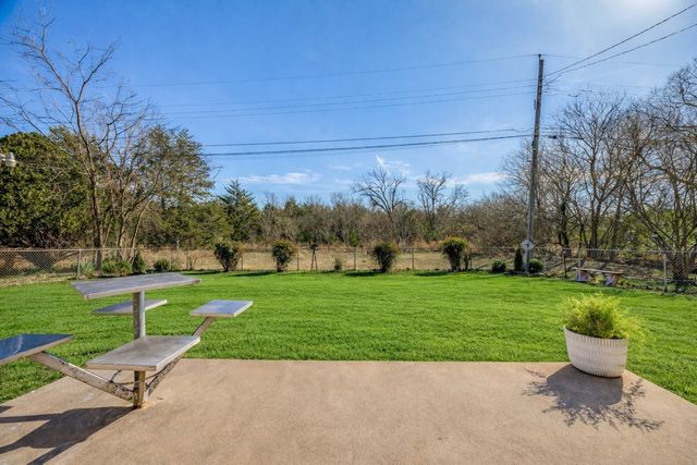 1019 S Valentine Drive, Sherman, TX 75090