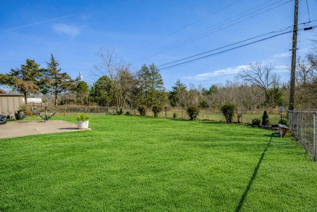 1019 S Valentine Drive, Sherman, TX 75090