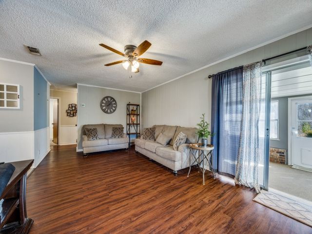 1019 S Valentine Drive, Sherman, TX 75090