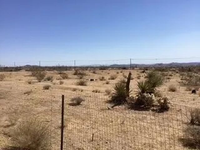 4541 Avenida La Mirada, Joshua Tree, CA 92252