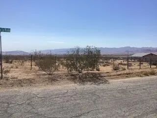 4541 Avenida La Mirada, Joshua Tree, CA 92252
