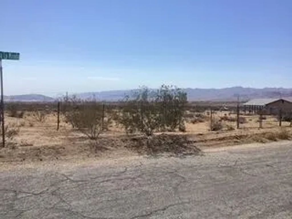 4541 Avenida La Mirada, Joshua Tree, CA 92252