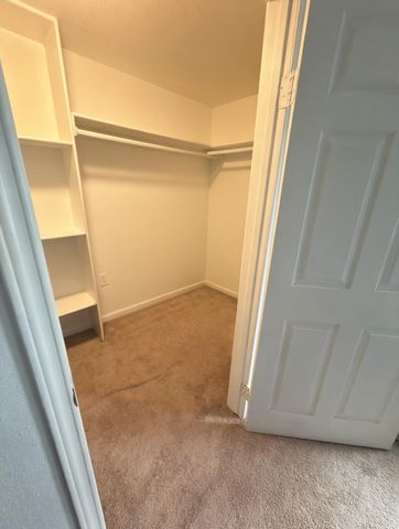 911 Kemp Street, Boling, TX 77420