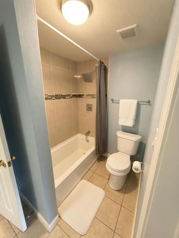 911 Kemp Street, Boling, TX 77420
