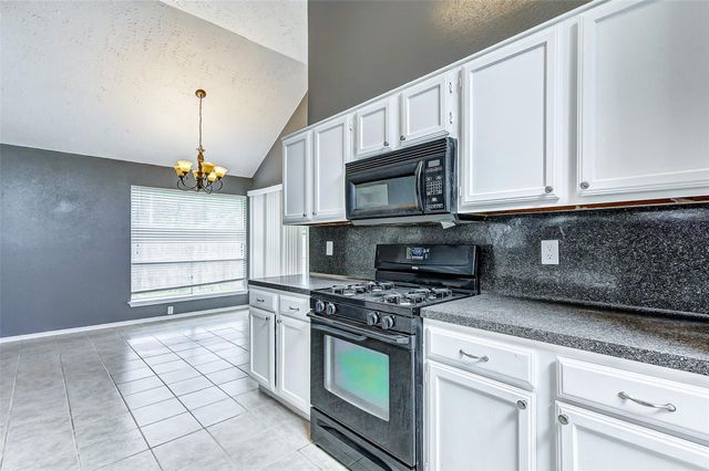 8410 Fawn Wind Court, Houston, TX 77040