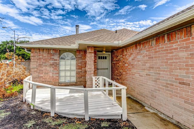 8410 Fawn Wind Court, Houston, TX 77040