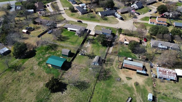 108 Willow Lake Lane, Crandall, TX 75114