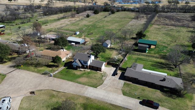 108 Willow Lake Lane, Crandall, TX 75114