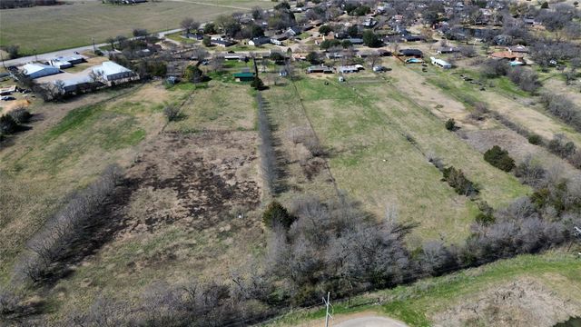 108 Willow Lake Lane, Crandall, TX 75114