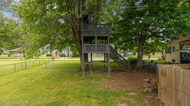 4808 Greenwood Rd, Louisville, KY 40258