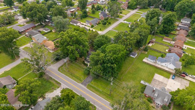 4808 Greenwood Rd, Louisville, KY 40258