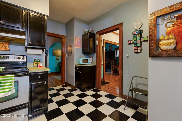 4808 Greenwood Rd, Louisville, KY 40258