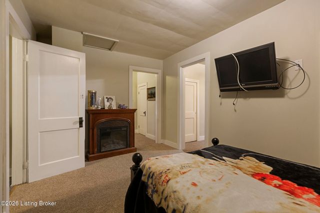 4808 Greenwood Rd, Louisville, KY 40258