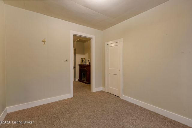 4808 Greenwood Rd, Louisville, KY 40258