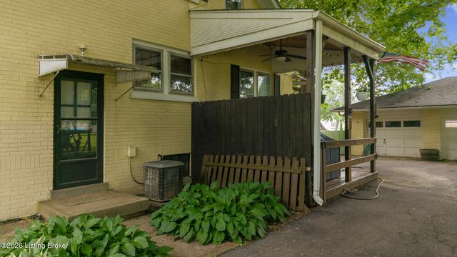 4808 Greenwood Rd, Louisville, KY 40258