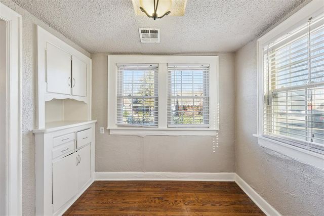 1220 NW 43rd Street, Oklahoma City, OK 73118