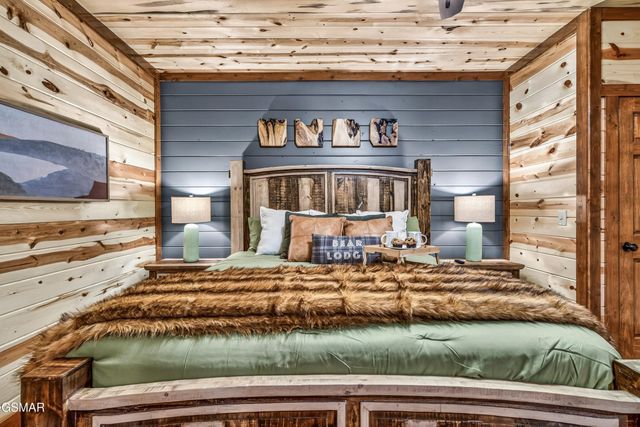 2765 Green Mountain Way, Sevierville, TN 37876