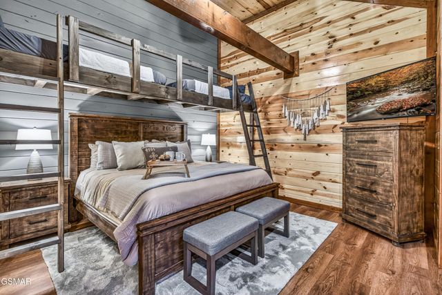 2765 Green Mountain Way, Sevierville, TN 37876