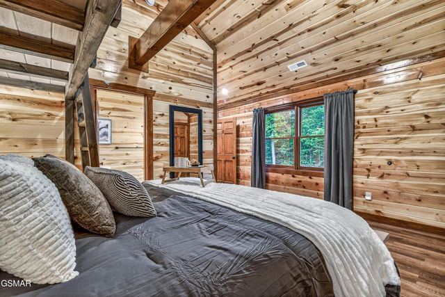 2765 Green Mountain Way, Sevierville, TN 37876