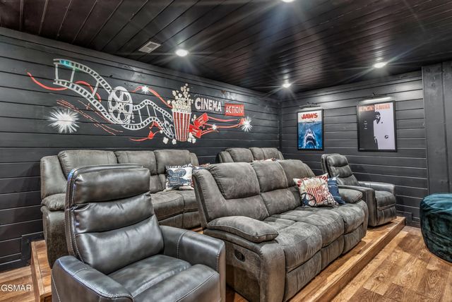 2765 Green Mountain Way, Sevierville, TN 37876