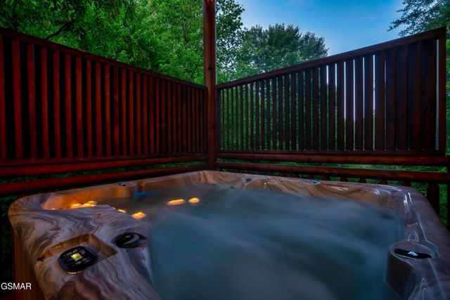 2765 Green Mountain Way, Sevierville, TN 37876