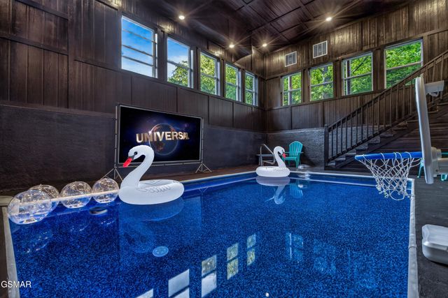 2765 Green Mountain Way, Sevierville, TN 37876