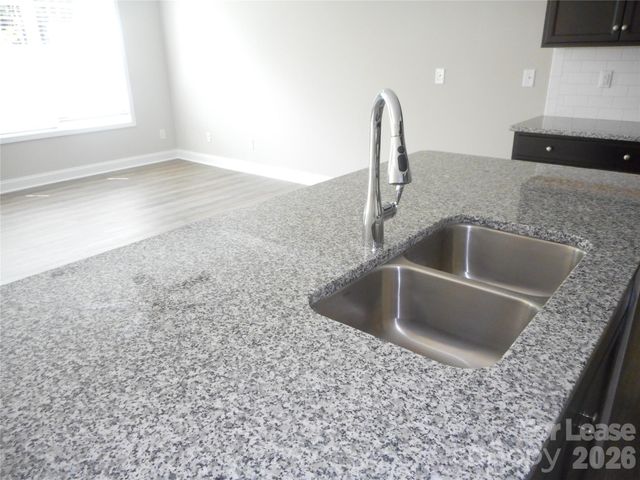 8731 Harris Lake Lane, Charlotte, NC 28269