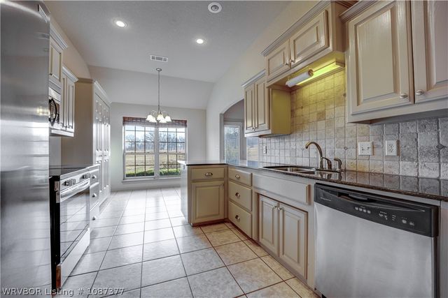 9409 Belhaven, Fort Smith, AR 72908