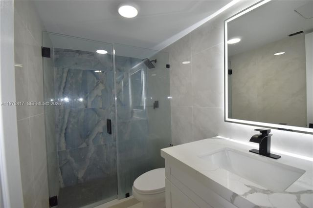 7500 NW 17th St 102, Plantation, FL 33313