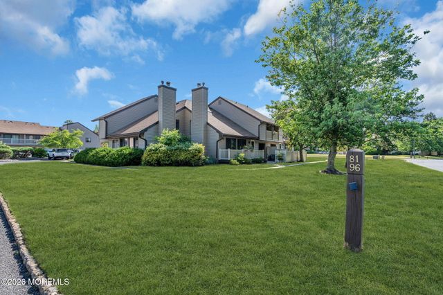 95 Cotswold Circle 3, Ocean Twp, NJ 07712