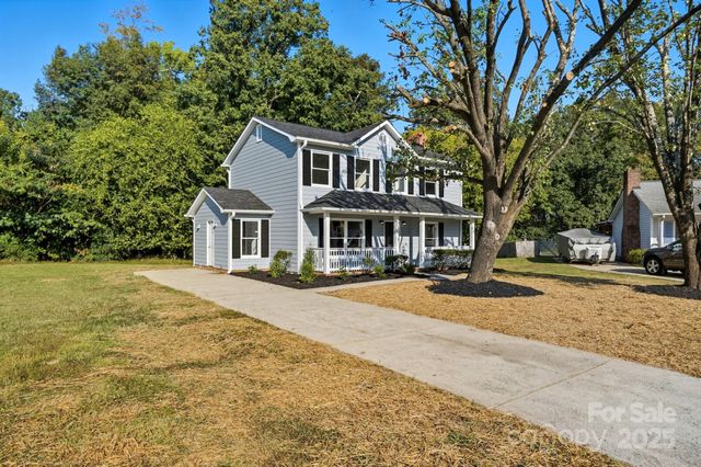 11006 Meadow Bank Lane, Charlotte, NC 28262