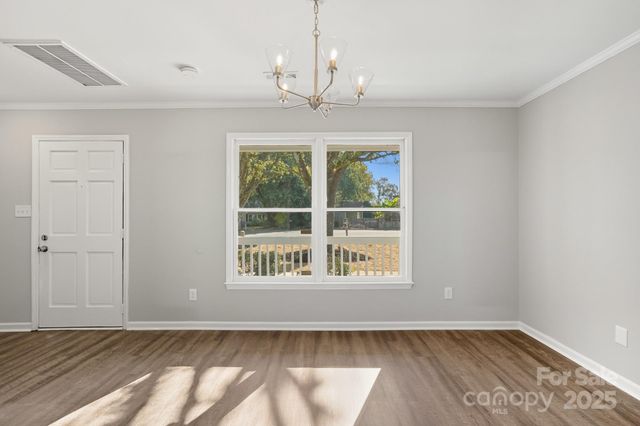 11006 Meadow Bank Lane, Charlotte, NC 28262